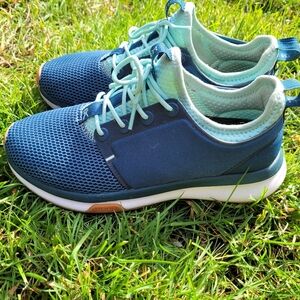 KURU Atom sneakers. Blue tidal wave 7.5